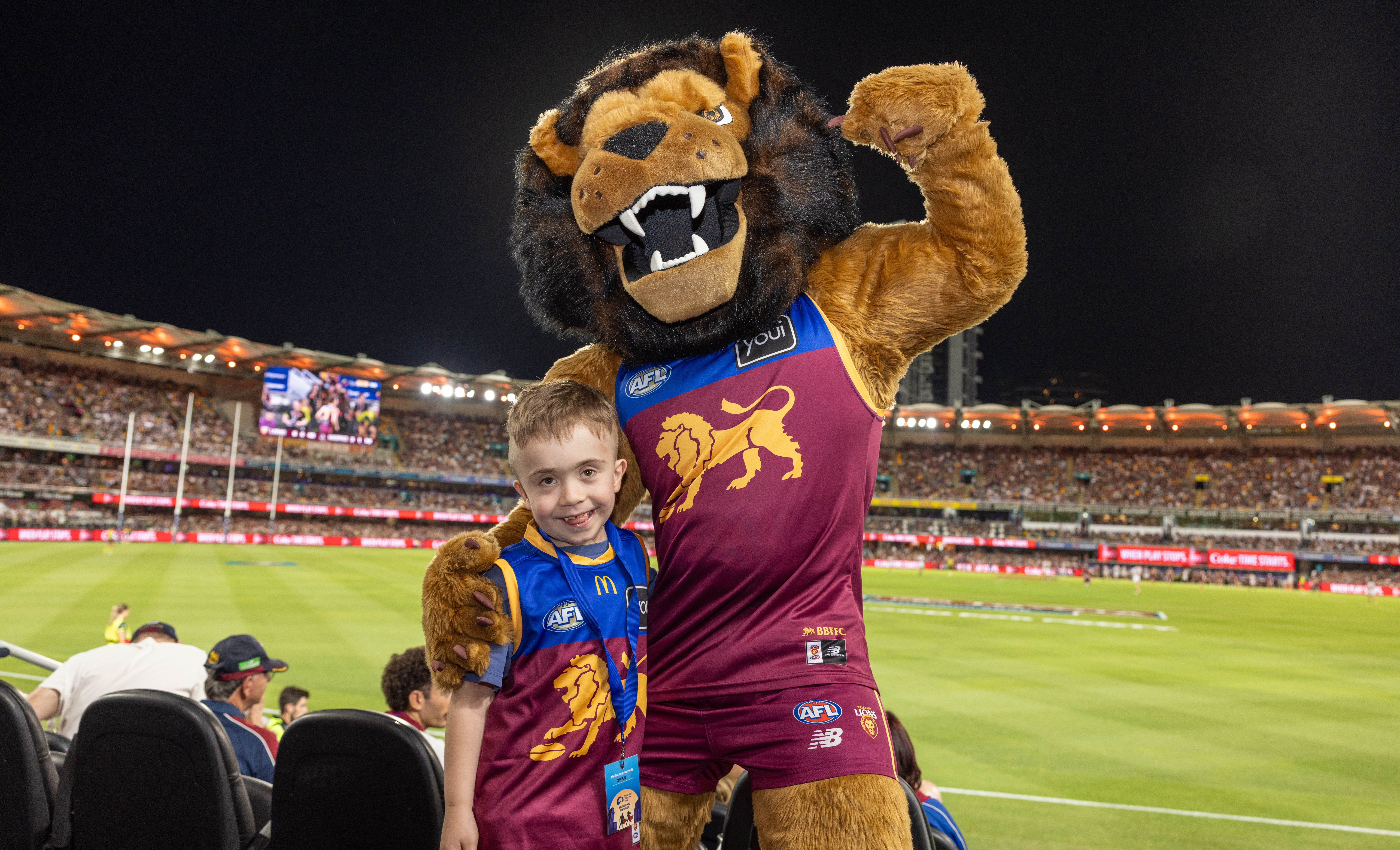 Brisbane Lions with Ronald McDonald House South East Queensland families